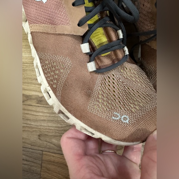 On women’s cloud X Running Shoes Mocha/Sand size 8/39 preowned condition - Picture 8 of 11